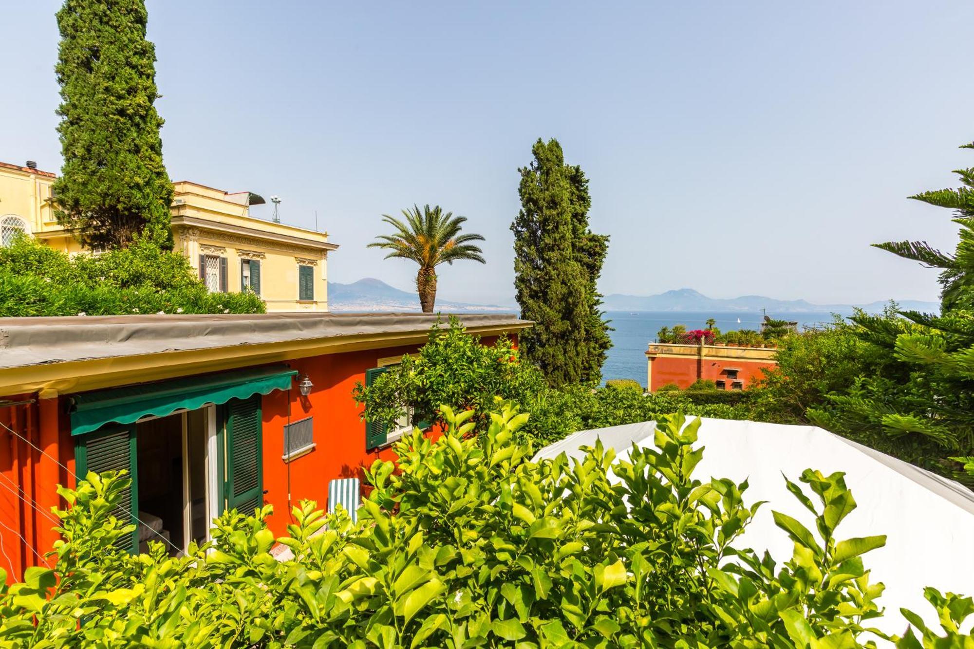 Dolcevita With Parking By Napoliapartments Appartement Napels